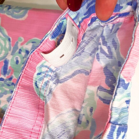 Lilly Pulitzer Girls Addie Shorts in Pink Pout/Barefoot Princess, size 12 - Picture 5 of 6